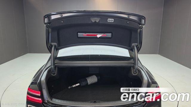 Genesis G80 2023 — photo 23