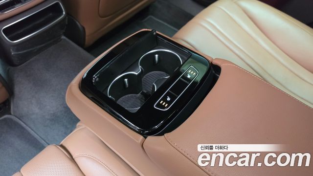 Genesis G80 2023 — photo 31