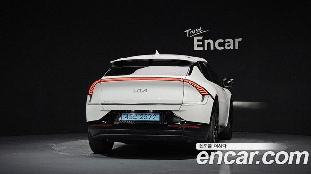 Kia EV6 2023 — photo 4