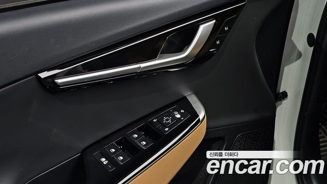 Kia EV6 2023 — photo 24
