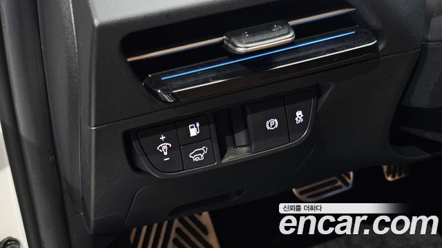 Kia EV6 2023 — photo 26