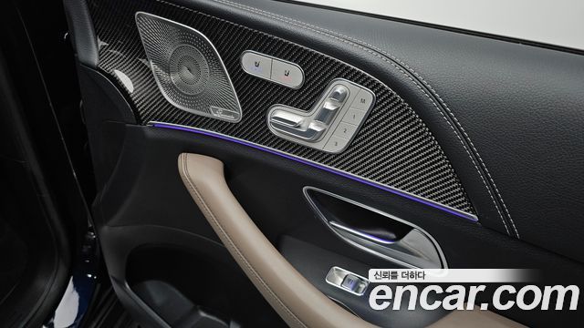 Mercedes-Benz GLE-Class 2021 — photo 28