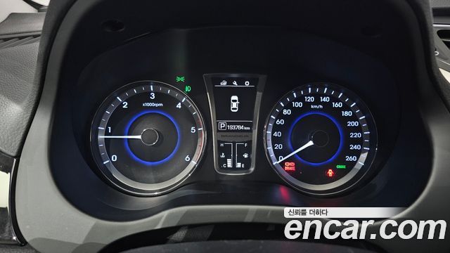 Hyundai Grandeur 2016 — photo 8