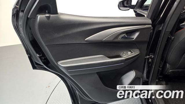 Chevrolet Korea Trailblazer 2022 — photo 15