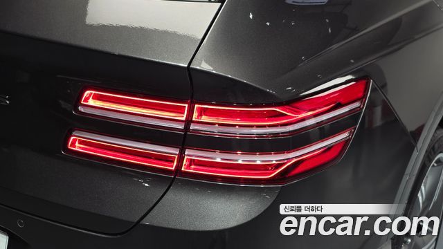 Genesis GV80 2024 — photo 9