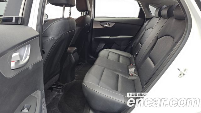 Kia K3 2022 — photo 18