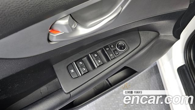 Kia K3 2022 — photo 19