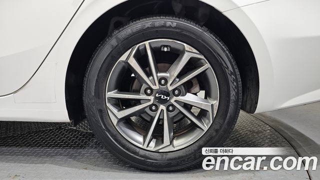 Kia K3 2022 — photo 7