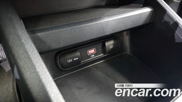 Kia K3 2022 — photo 27
