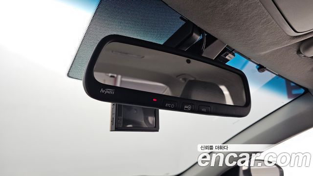 Kia K3 2022 — photo 29