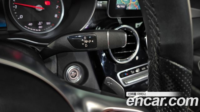Mercedes-Benz C-Class 2019 — photo 9
