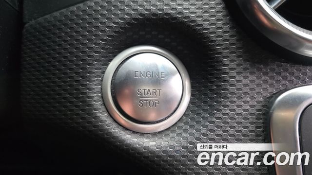 Mercedes-Benz A-Class 2018 — photo 25