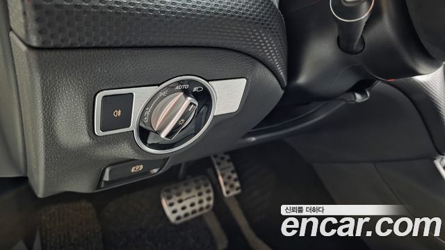 Mercedes-Benz A-Class 2018 — photo 29