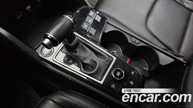 Kia Sportage 2022 — photo 12