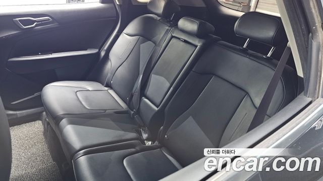 Kia Sportage 2022 — photo 28