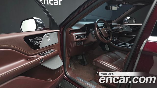 Lincoln Aviator 2020 — photo 13