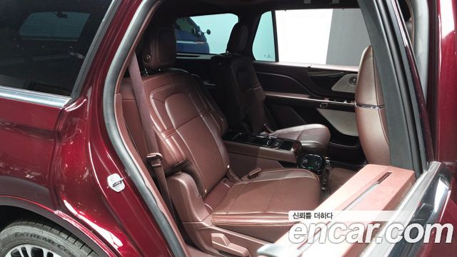 Lincoln Aviator 2020 — photo 18