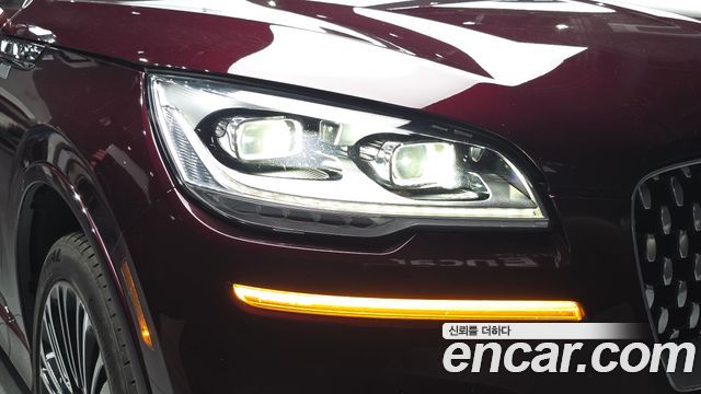 Lincoln Aviator 2020 — photo 8