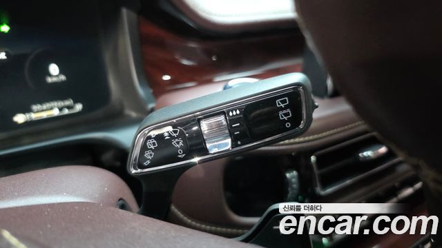 Lincoln Aviator 2020 — photo 29
