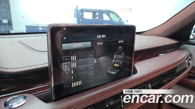 Lincoln Aviator 2020 — photo 36
