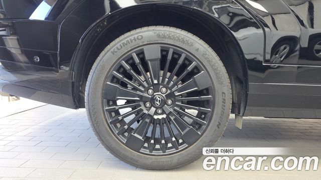 Hyundai Santafe 2025 — photo 5