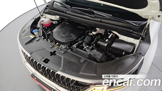 Kia Canival 2023 — photo 6