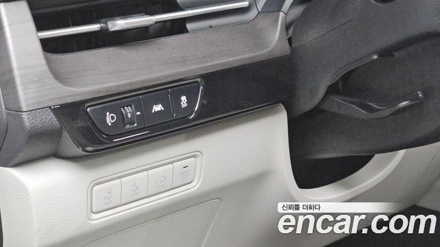 Kia Canival 2023 — photo 19