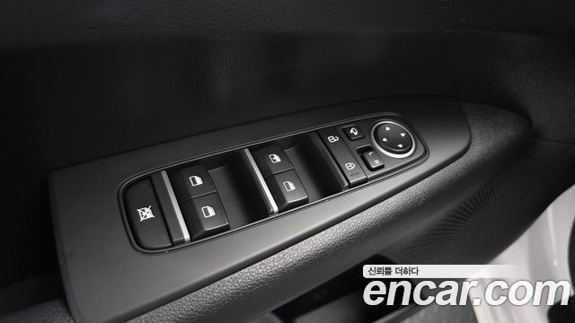 Kia K3 2023 — photo 29