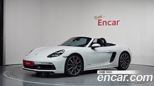 Porsche 718 2018 — photo 1