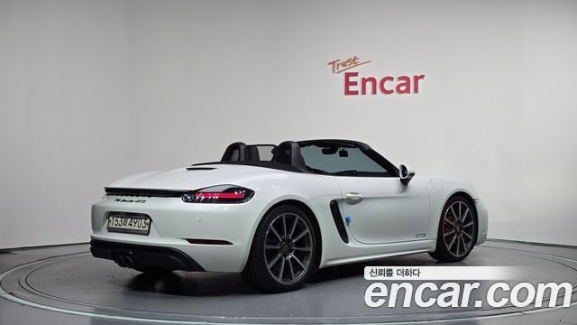 Porsche 718 2018 — photo 2