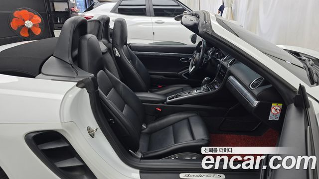 Porsche 718 2018 — photo 11
