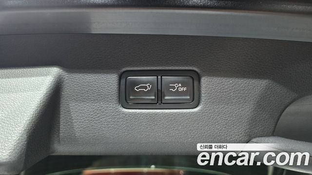 Kia Canival 2021 — photo 20