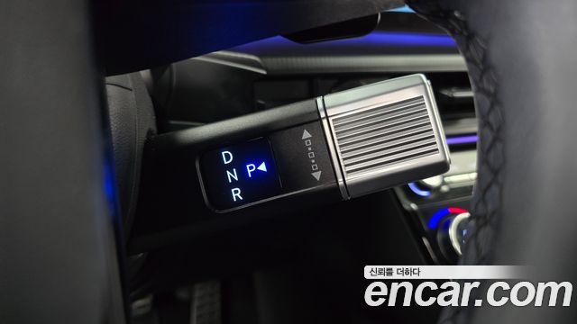 Hyundai Santafe 2025 — photo 12