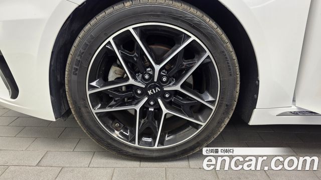 Kia K5 2019 — photo 5