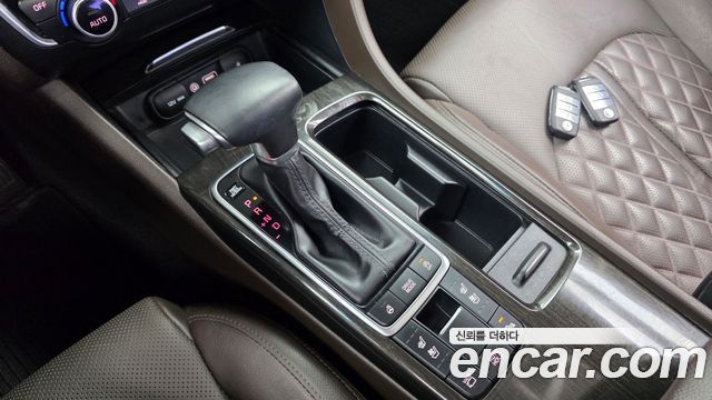 Kia K5 2019 — photo 12