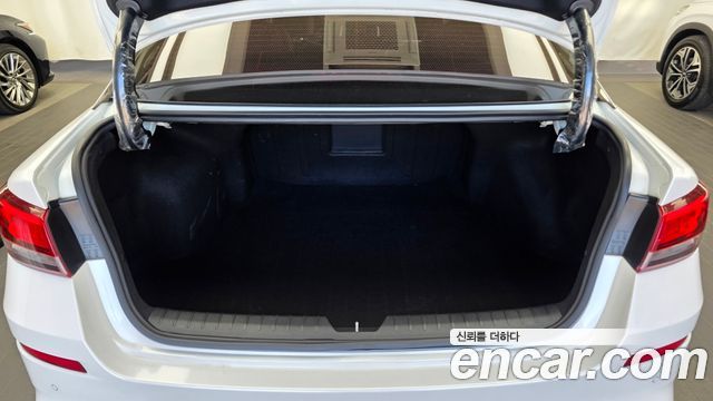 Kia K5 2019 — photo 26