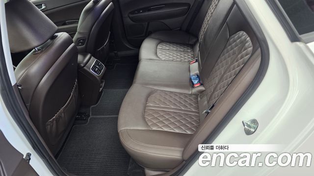 Kia K5 2019 — photo 16