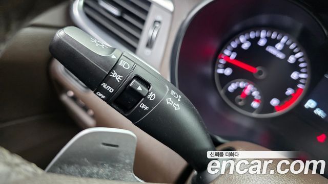 Kia K5 2019 — photo 28