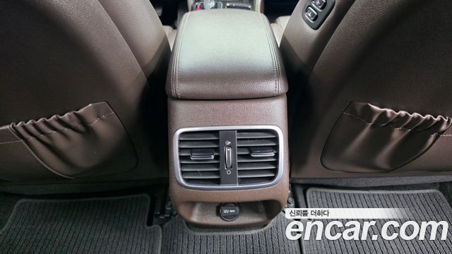 Kia K5 2019 — photo 31