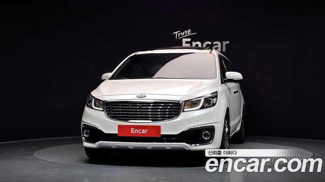Kia Canival 2016 — photo 3