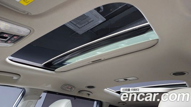 Kia Canival 2016 — photo 17