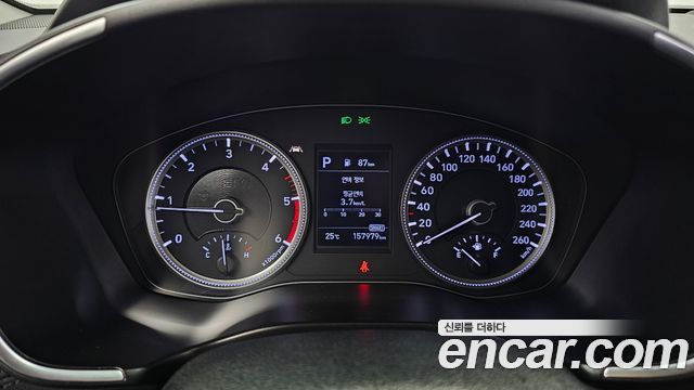 Hyundai Santafe 2019 — photo 11