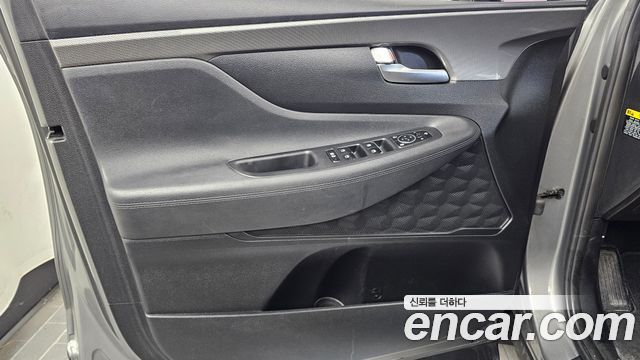 Hyundai Santafe 2019 — photo 14