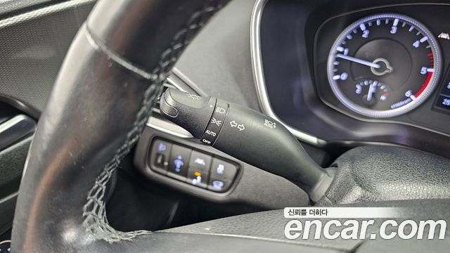 Hyundai Santafe 2019 — photo 33