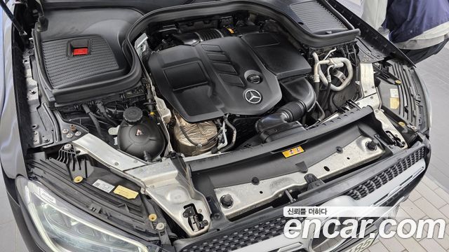 Mercedes-Benz GLC-Class 2021 — photo 6