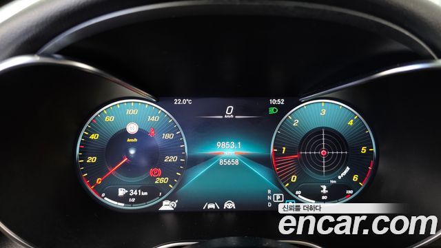 Mercedes-Benz GLC-Class 2021 — photo 11