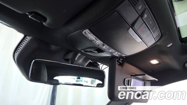 Mercedes-Benz GLC-Class 2021 — photo 33