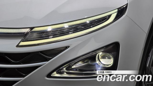 Hyundai Nexo 2022 — photo 8