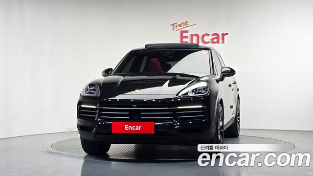 Porsche Cayenne 2023 — photo 3