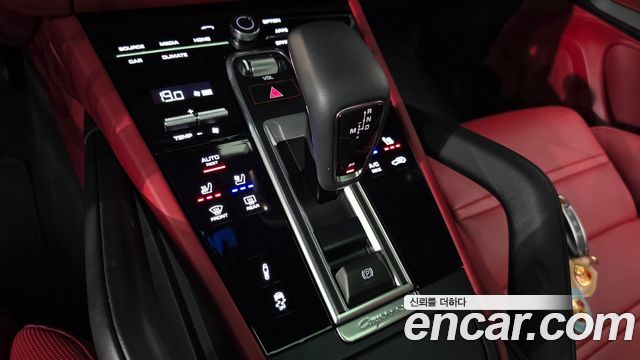 Porsche Cayenne 2023 — photo 9